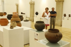 FOTO Unha exposición amosará na Capela de Santa María réplicas de cerámica castrexa galega
